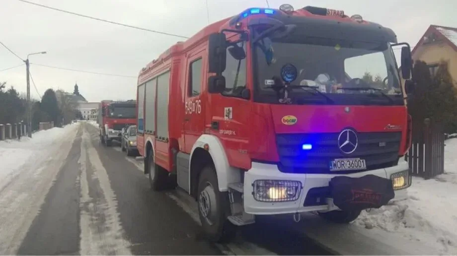 Pożar sadzy w kominie w Zarębach Kościelnych