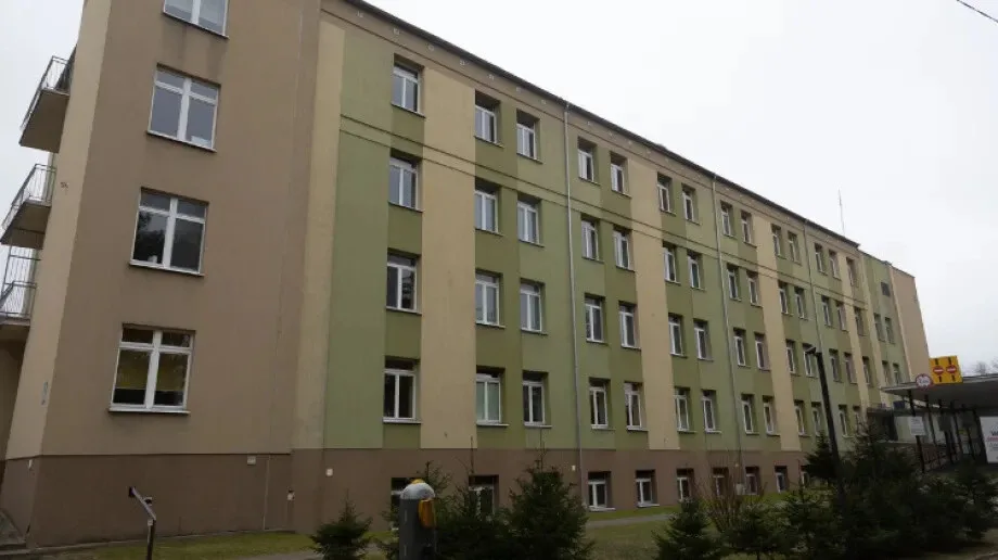 Powiat ostrowski podarował kolejne kocyki dla noworodków