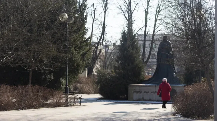 Czwartek z przelotnym śniegiem w większości kraju. Na zachodzie opady deszczu ze śniegiem