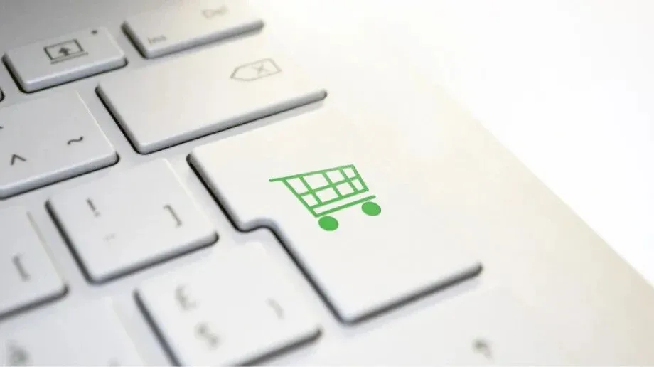 Prowadzisz sklep online? Sprawdź jak usprawnić proces wysyłki
