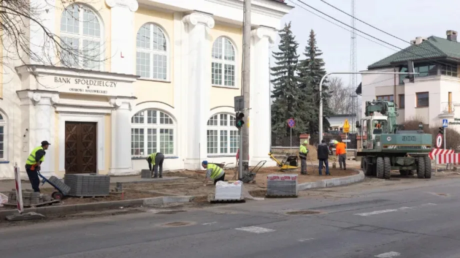 Trwają prace przy ulicy Grota-Roweckiego i 3 Maja (zdjęcia)