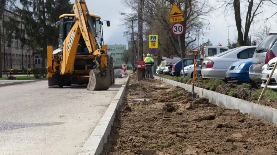 Trwają prace remontowe przy ulicy Widnichowskiej (zdjęcia)
