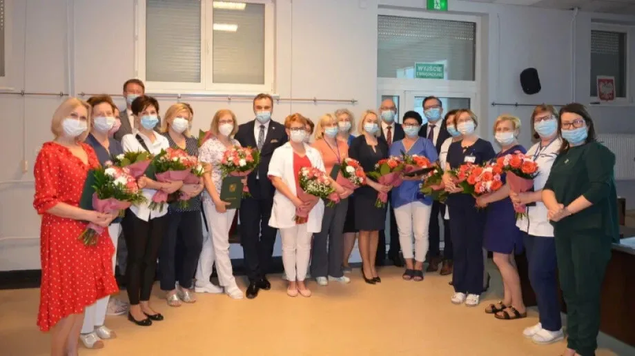Międzynarodowy Dzień Pielęgniarek i Położnych w ostrowskim szpitalu