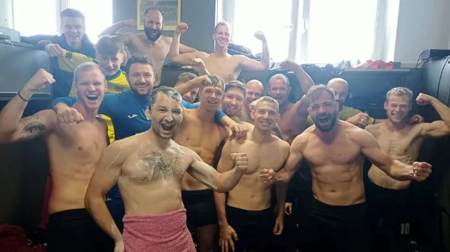 Banda Kowalczyka rozbiła Sonę