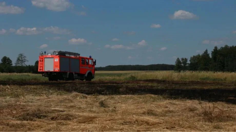 Pożar trawy w okolicy Sulęcina Szlacheckiego (zdjęcia)