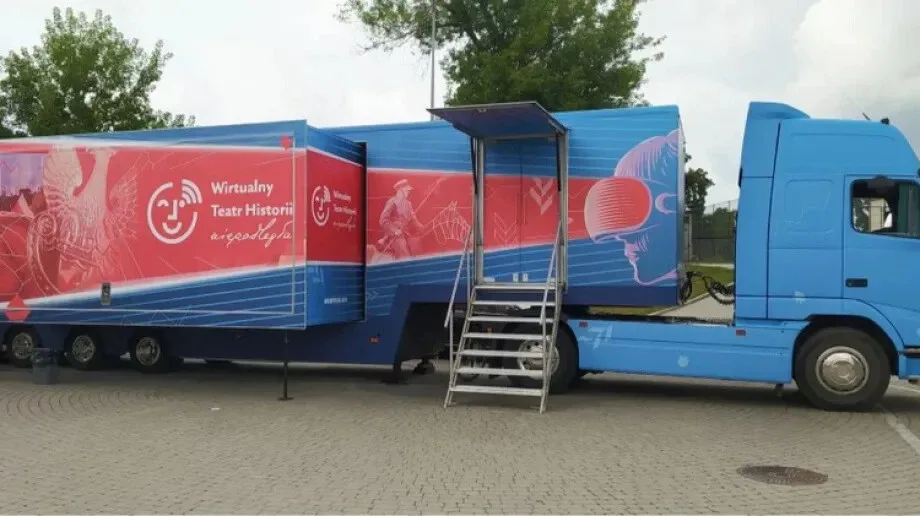 Mobilny Wirtualny Teatr Historii 'Niepodległa' w Ostrowi Mazowieckiej