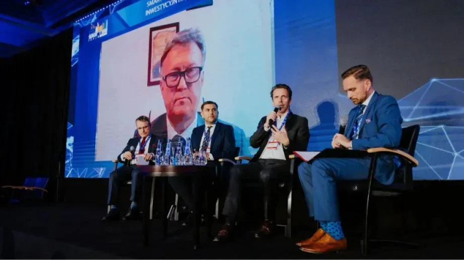 Burmistrz Jerzy Bauer gościem Smart City Forum 