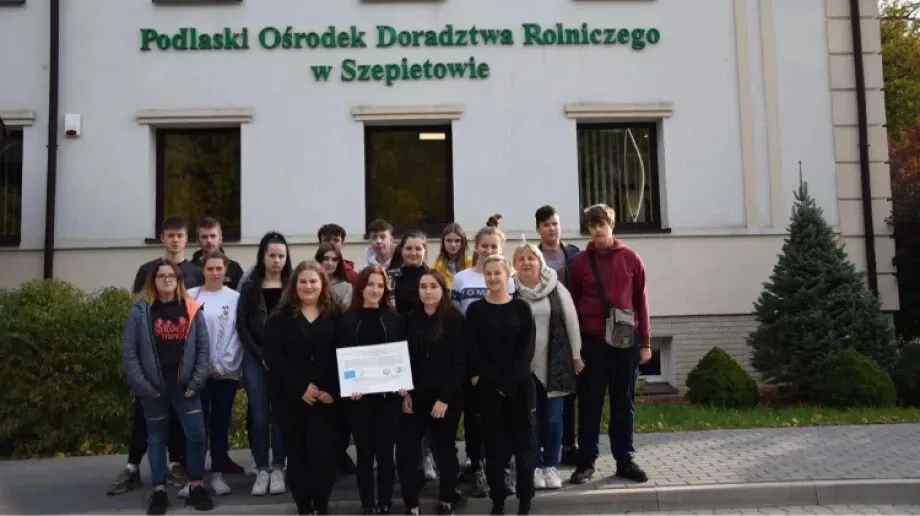 Uczniowie szkół rolniczych na warsztatach w PODR Szepietowo