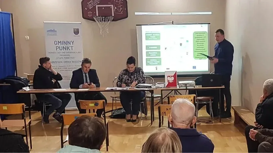 Spotkanie promujące program priorytetowy 'Czyste Powietrze' w Trynosach-Osiedle