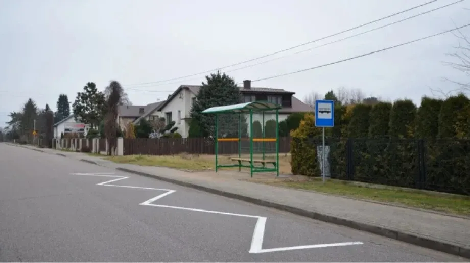 Nowa wiata przystankowa w Kańkowie