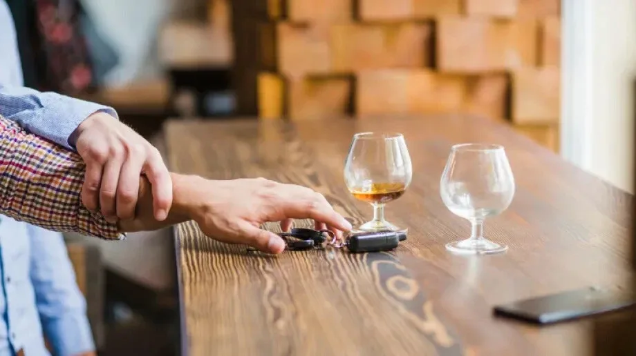 42-latek kierował samochodem po użyciu alkoholu
