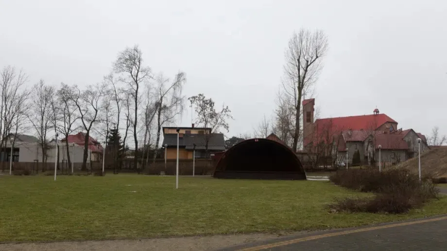 Pogoda w weekend dopisze. Wcześniej miejscami słabo popada śnieg