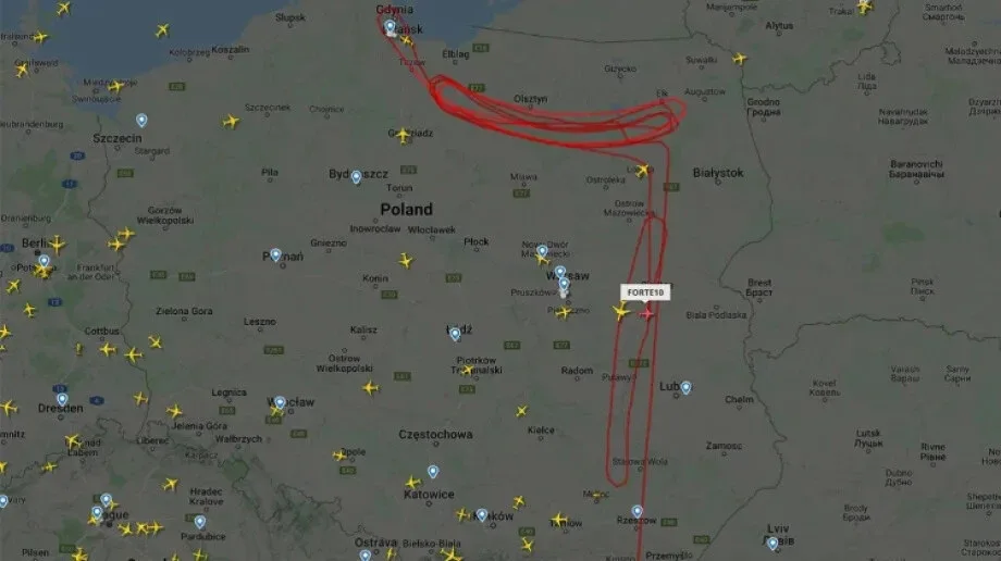 Ultranowoczesny amerykański dron nad powiatem ostrowskim 