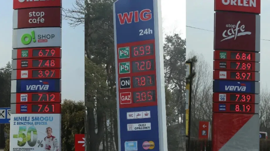 W powiecie ostrowskim widać spadki cen paliw