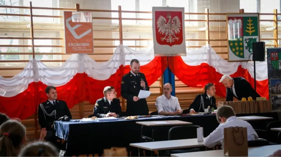 Eliminacje powiatowe Ogólnopolskiego Turnieju Wiedzy Pożarniczej 'MŁODZIEŻ ZAPOBIEGA POŻAROM' (zdjęcia)