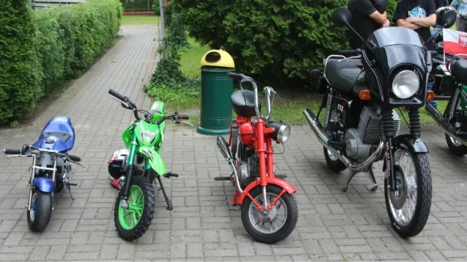 XI edycja wystawy motocykli 'Legendy PRL-u' (zdjęcia)