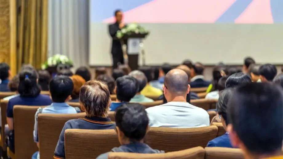Krótki poradnik jak zorganizować dobry event firmowy krok po kroku