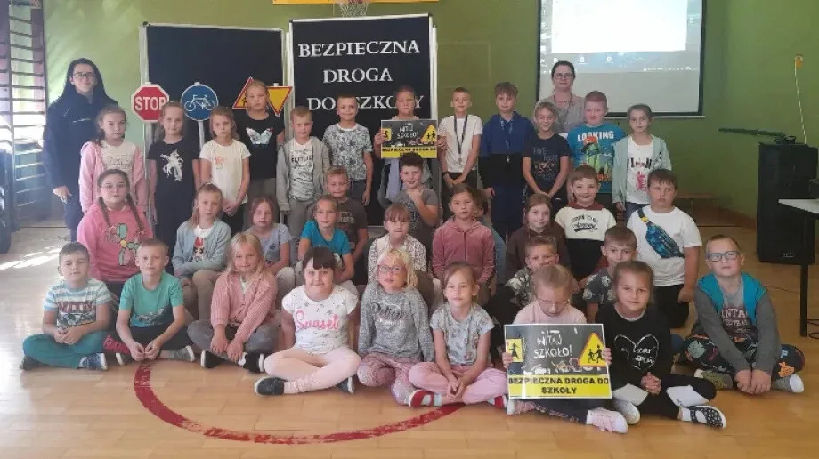 'Bezpieczna droga do szkoły' - akcja ostrowskiej policji