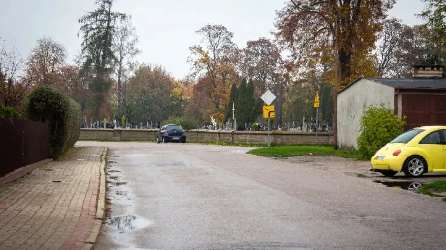 Uwaga! Zmiana organizacji ruchu we Wszystkich Świętych 