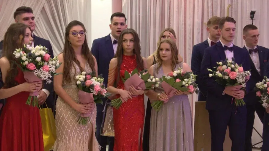 Studniówka maturzystów z 'Rubinka' (zdjęcia, wideo)
