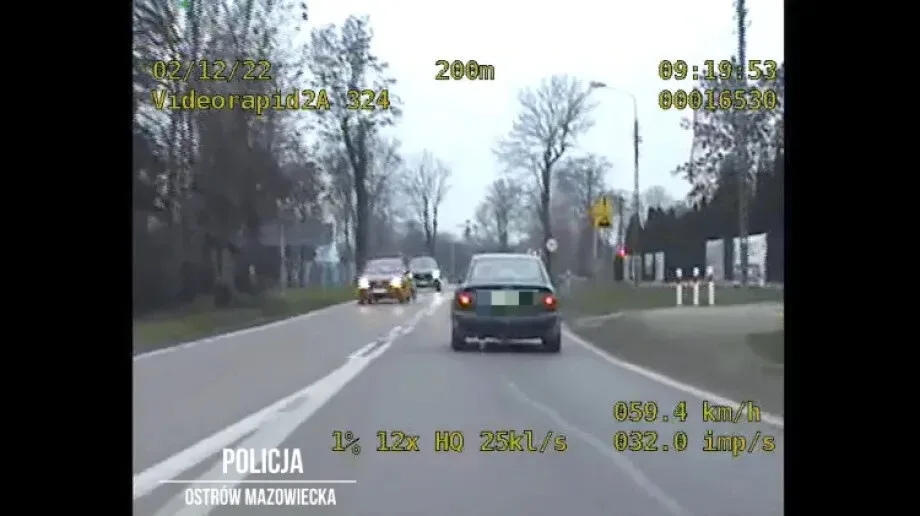 Policyjny pościg za nietrzeźwym 18-latkiem. Młody kierowca poszukiwany był listem gończym (wideo)