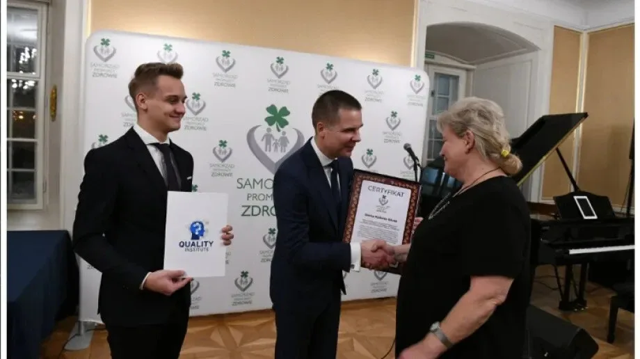 Bożonarodzeniowe szopki w ostrowskich parafiach (zdjęcia) (na weekend)