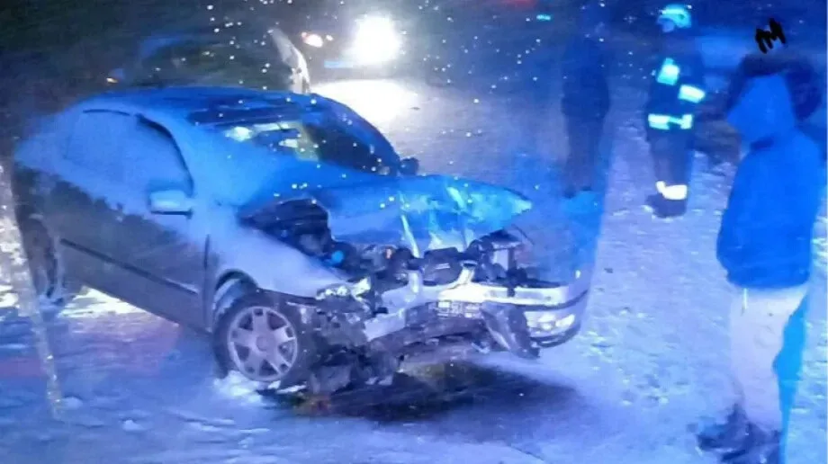 Wypadek w Helenowie, kierowca seata stracił panowanie nad pojazdem