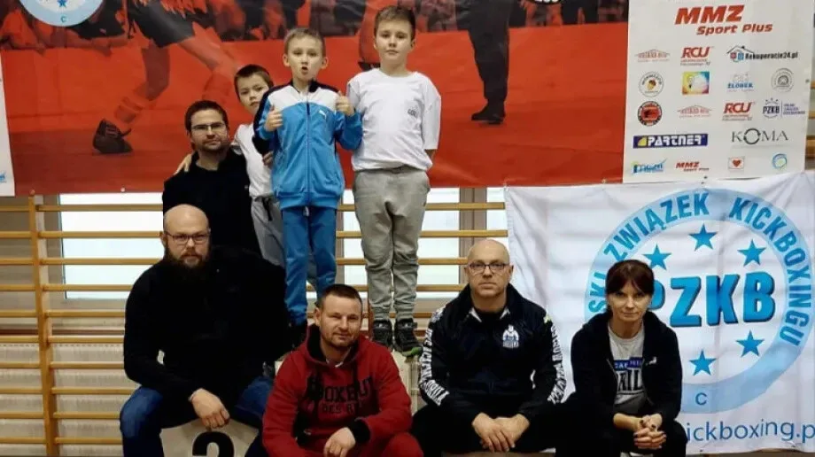 Murdza ze złotem. Markowski z brązem