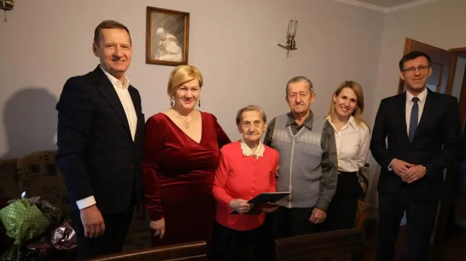 Mieszkanka gminy Ostrów Mazowiecka obchodziła swoje setne urodziny!