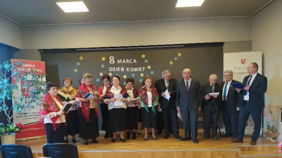 Święto Kobiet w Bibliotece Publicznej Gminy Andrzejewo
