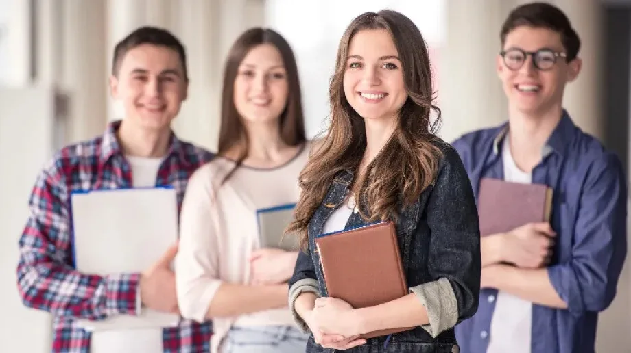 Szansa dla uczniów szkół ponadpodstawowych na wygranie 2 tys. złotych i indeksy na kierunki studiów!