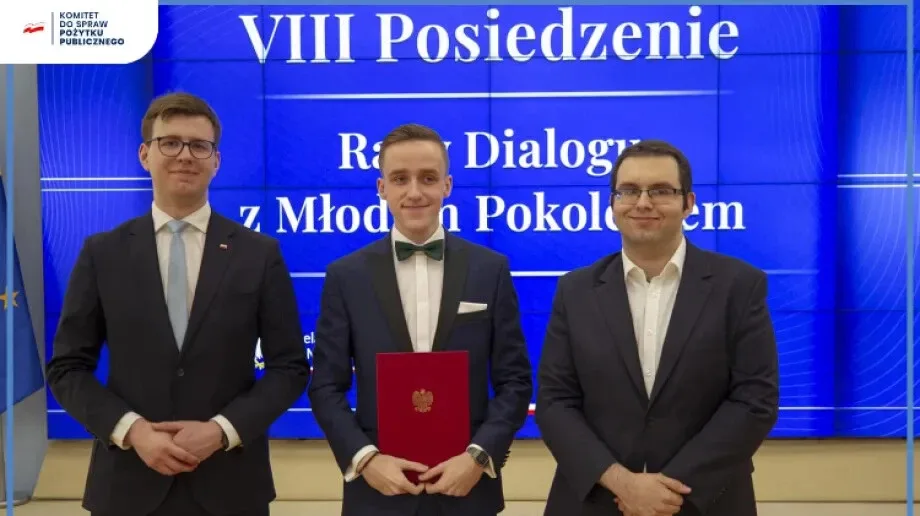 Bartłomiej Wachaczyk odebrał akt powołania do Rady Dialogu z Młodym Pokoleniem