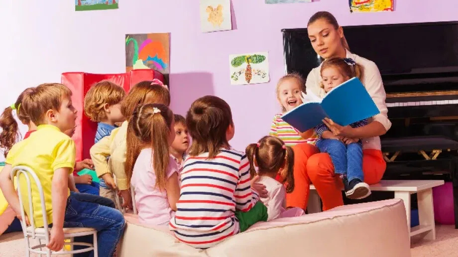 Dyżury wakacyjne gminnych przedszkoli - ratunek dla pracujących rodziców!