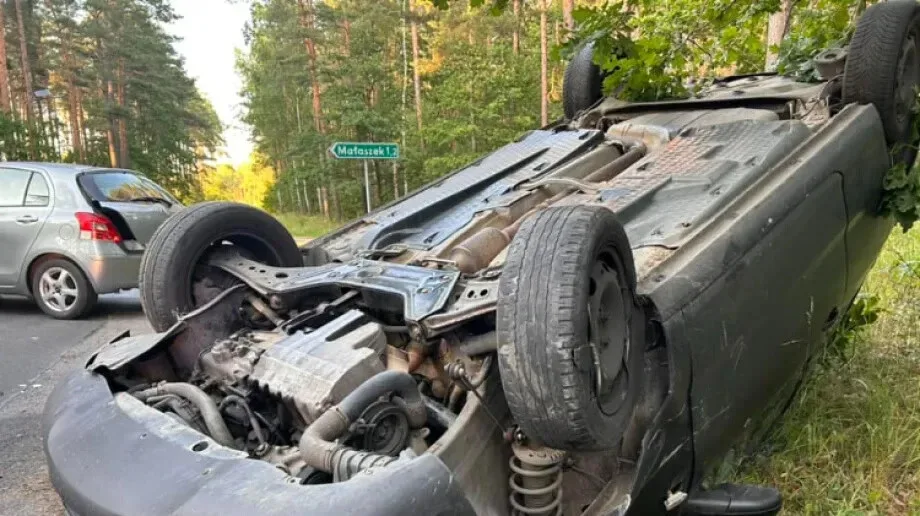 Dachowanie na wysokości wsi Małaszek (zdjęcia)