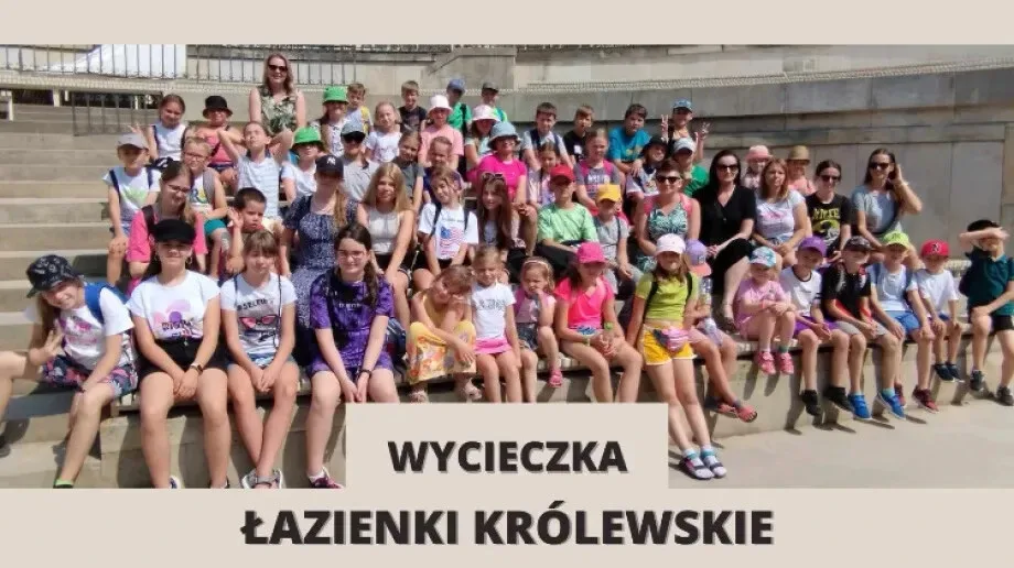 Ostrowska młodzież odwiedziła Łazienki Królewskie w Warszawie 