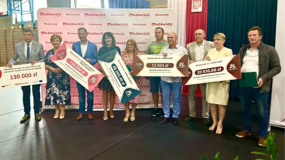 Powiat ostrowski z dofinansowaniem z Mazowsza 