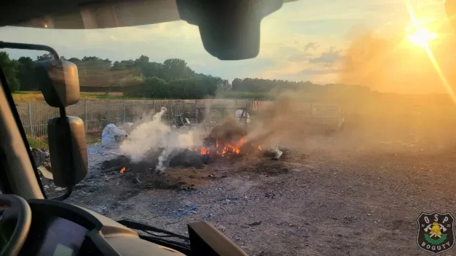 Pożar śmieci w Białych Misztalach