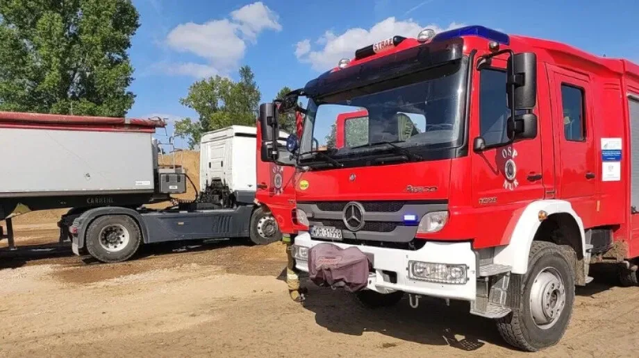 Pożar samochodu ciężarowego w Zuzeli