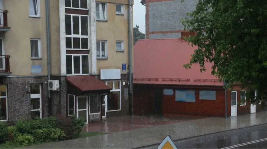 Niedziela będzie deszczowa. Ocieplenie po weekendzie