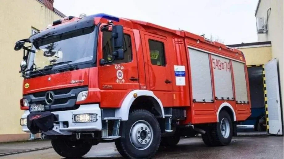Pożar trawy w Nurze