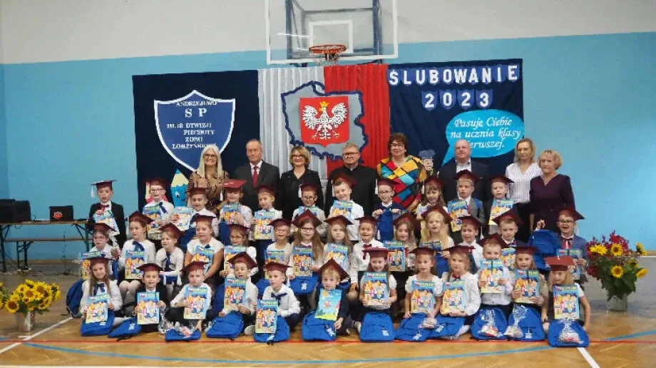 Ślubowanie klas pierwszych - SP Andrzejewo