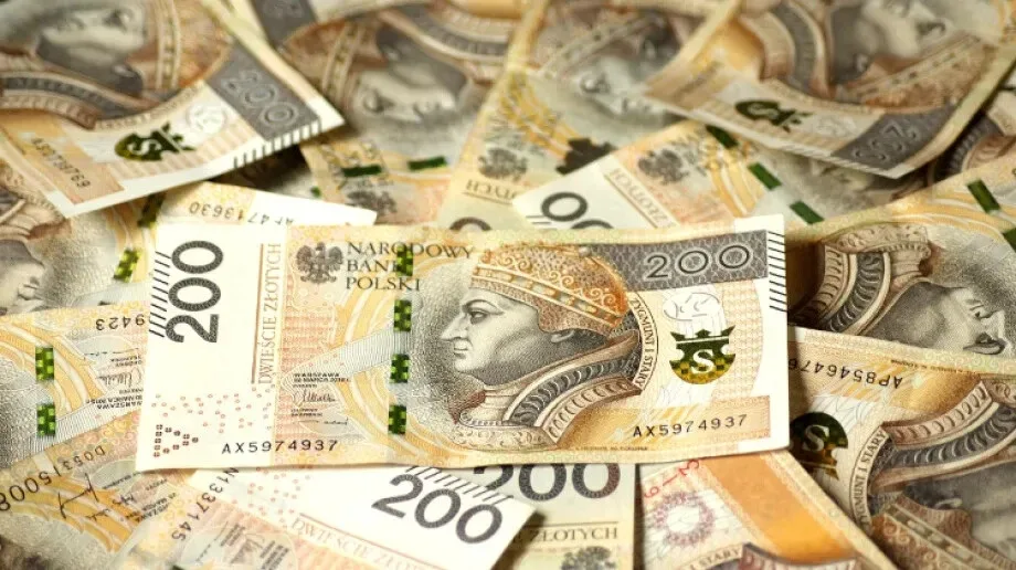 300 plus do końca miesiąca