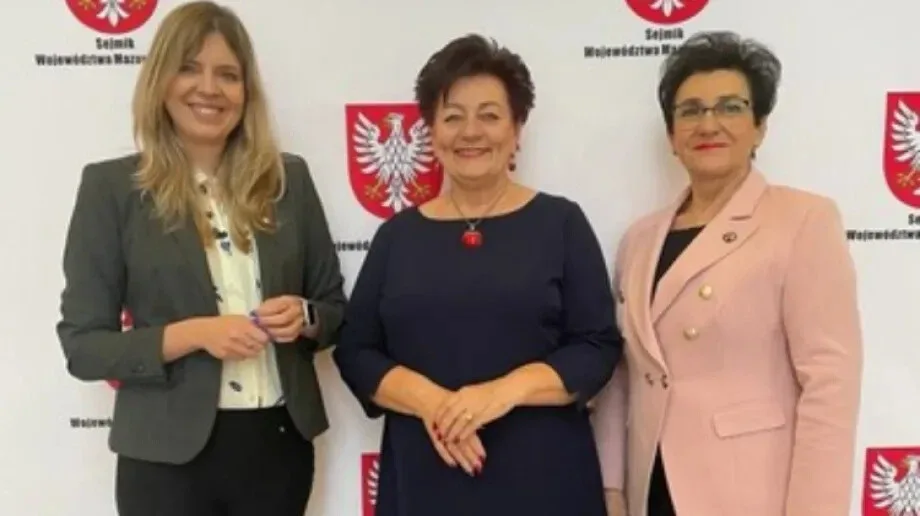 Trzy nowe radne województwa mazowieckiego zaprzysiężone