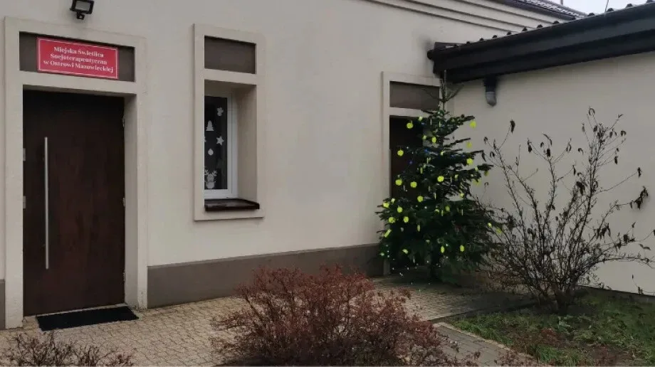 'Zabłyśnij' na święta i rozbierz choinkę z odblasków