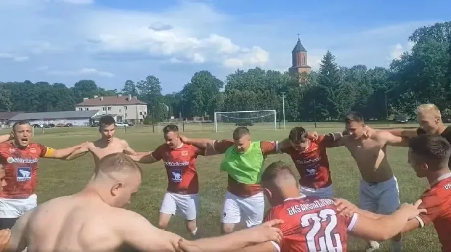 Derby. Czy dzisiaj strzelą korki od szampanów?