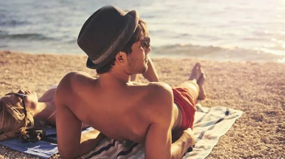Romantyczna ucieczka nad morze - Co zabrać na plażowanie