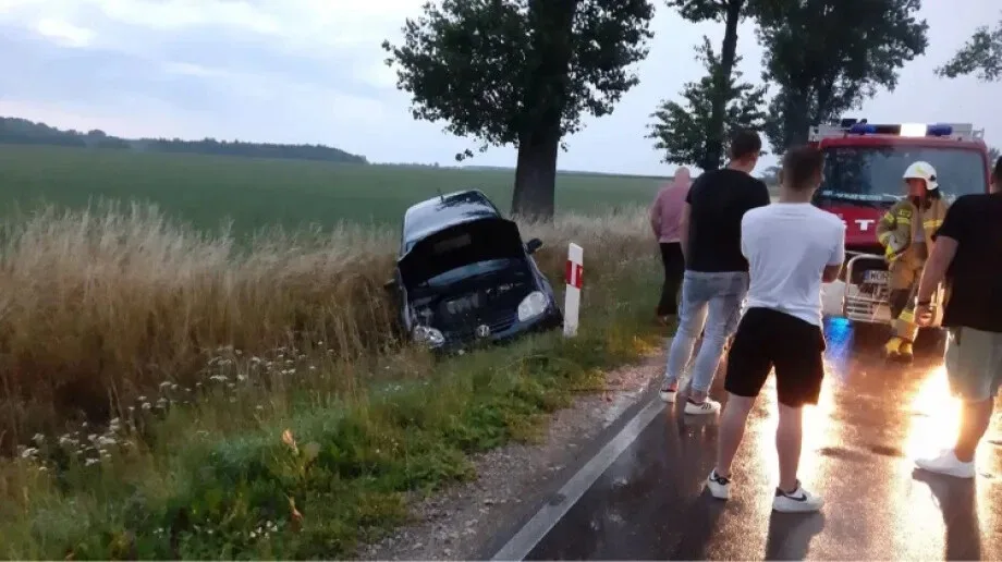 Wypadek na DK63. Interweniowali strażacy z OSP Andrzejewo
