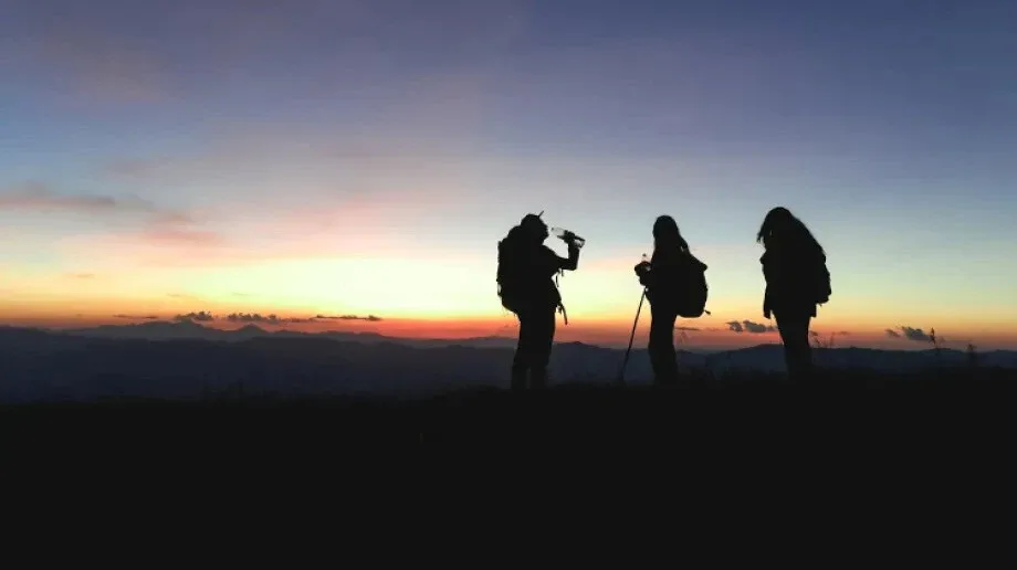 Co warto zabrać na trekking? Niezbędnik