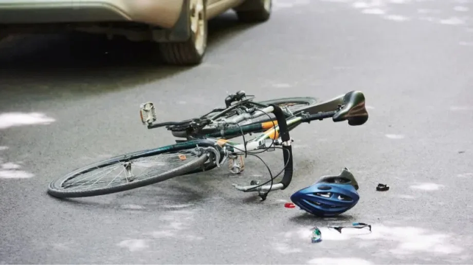 Wypadek na ulicy Sikorskiego. 28-latek trafił do szpitala