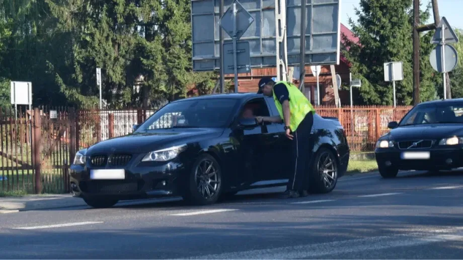 Aż pięciu kierowców prowadziło pojazdy na podwójnym gazie